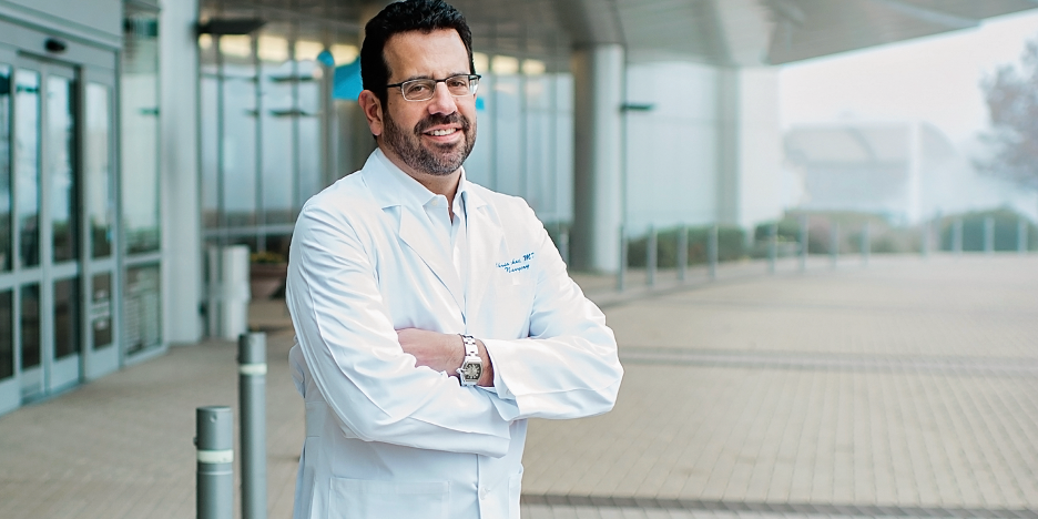 Meet the Dallas Spine Surgeon Leading Texas Neuro-Spine Surgery Meet the Dallas Spine Surgeon Leading Texas Neuro-Spine Surgery